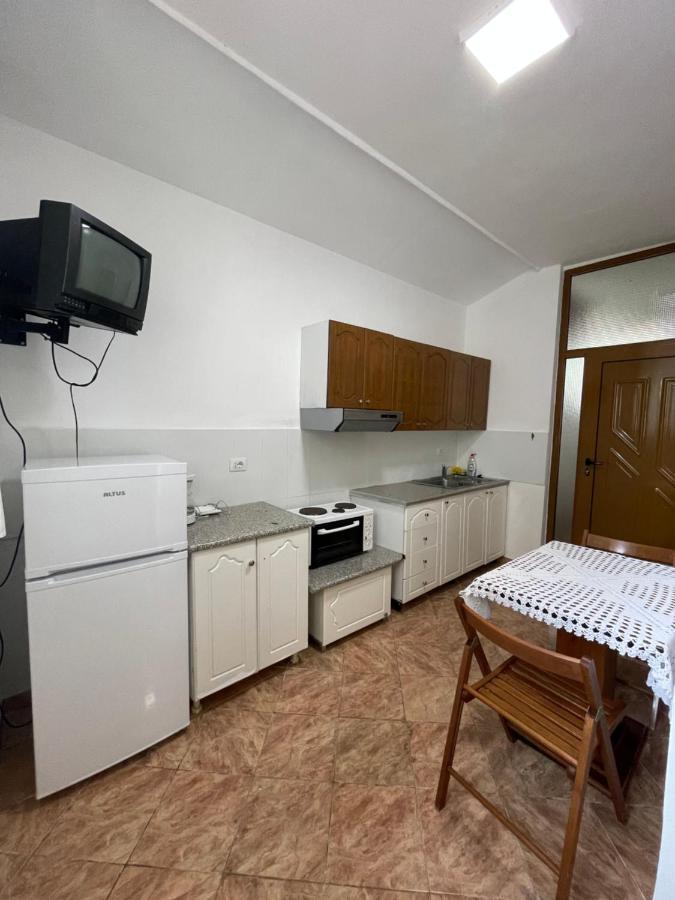 Elda'S Apartment Sarande Bagian luar foto