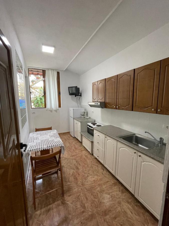 Elda'S Apartment Sarande Bagian luar foto